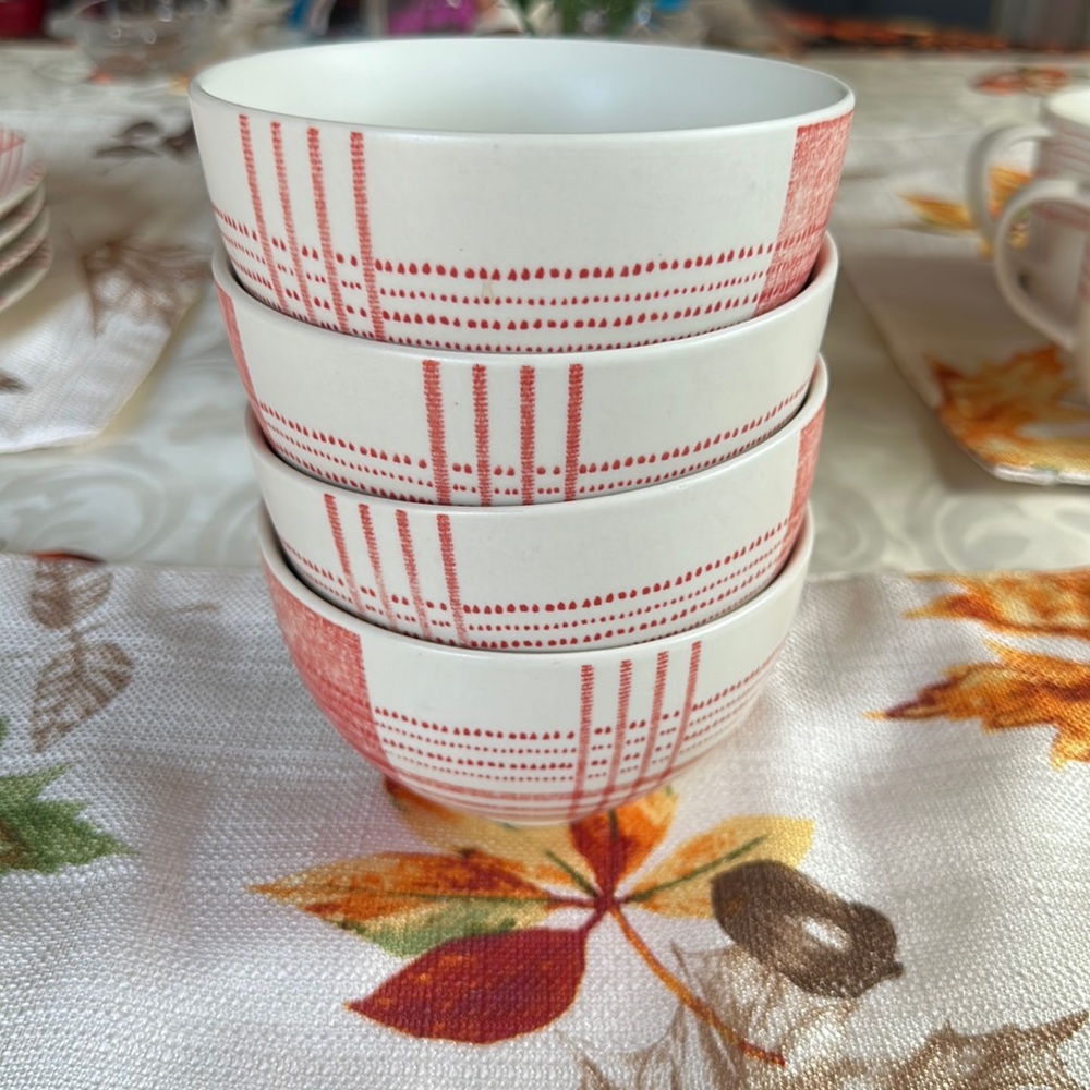 West Elm Set of 4 Bowls